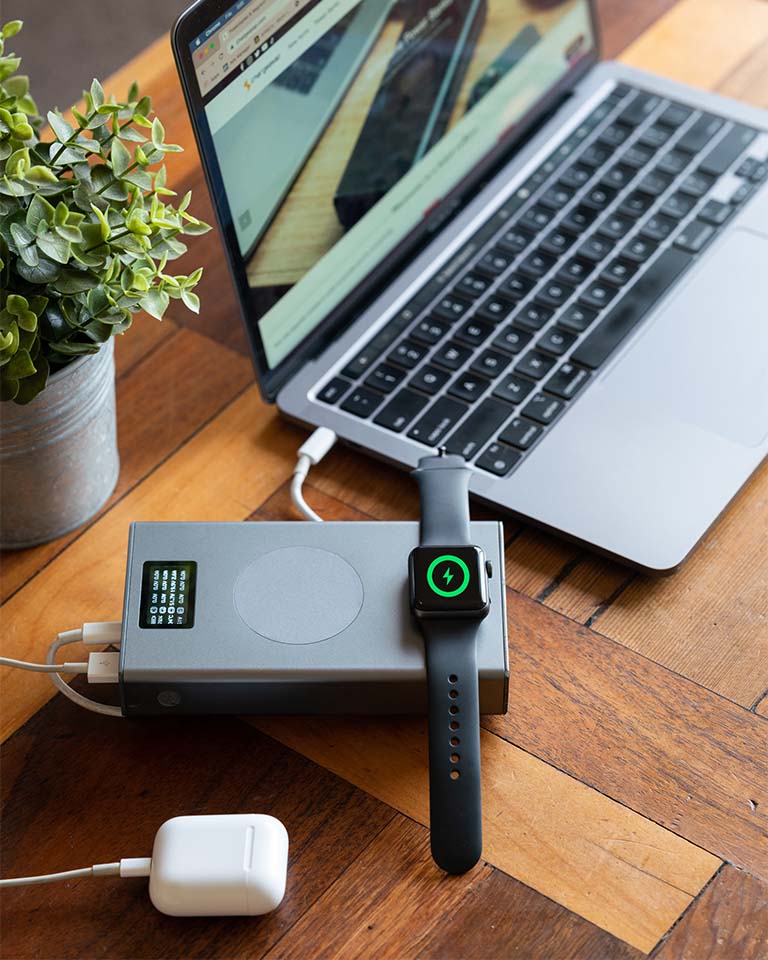 Flash Pro Plus: USB-C 25000mAh Graphene Power Bank With MagSafe Compatibility